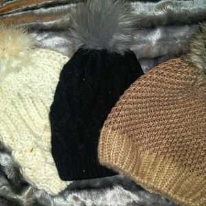 Set of 3 hats